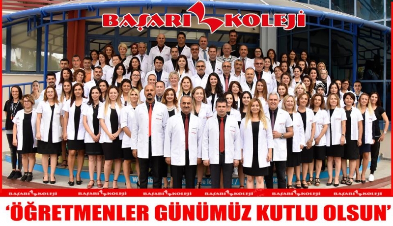 Öğrenci ve öğretmenlerimizin hazırladığı 24 Kasım Öğretmenler Günü Kutlama Programımıza katılımınız bizleri onurlandıracaktır.